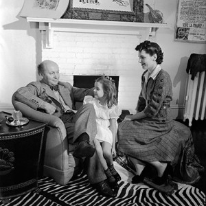  Ludwig Bemelmans with wife Madeleine and daughter Barbara, circa 1942 